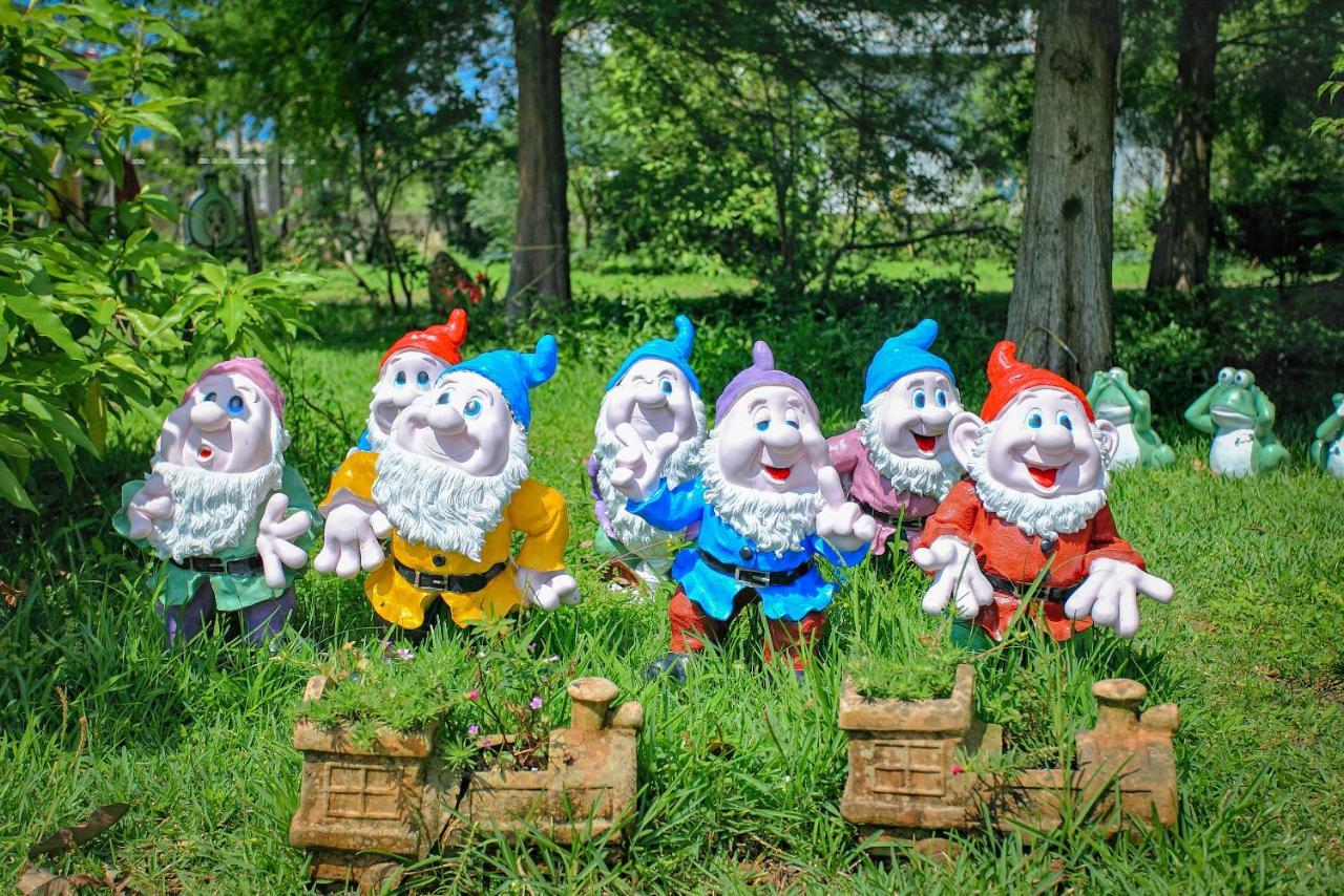 Fairy Story Village Farm B&B Dongshan  Exterior photo