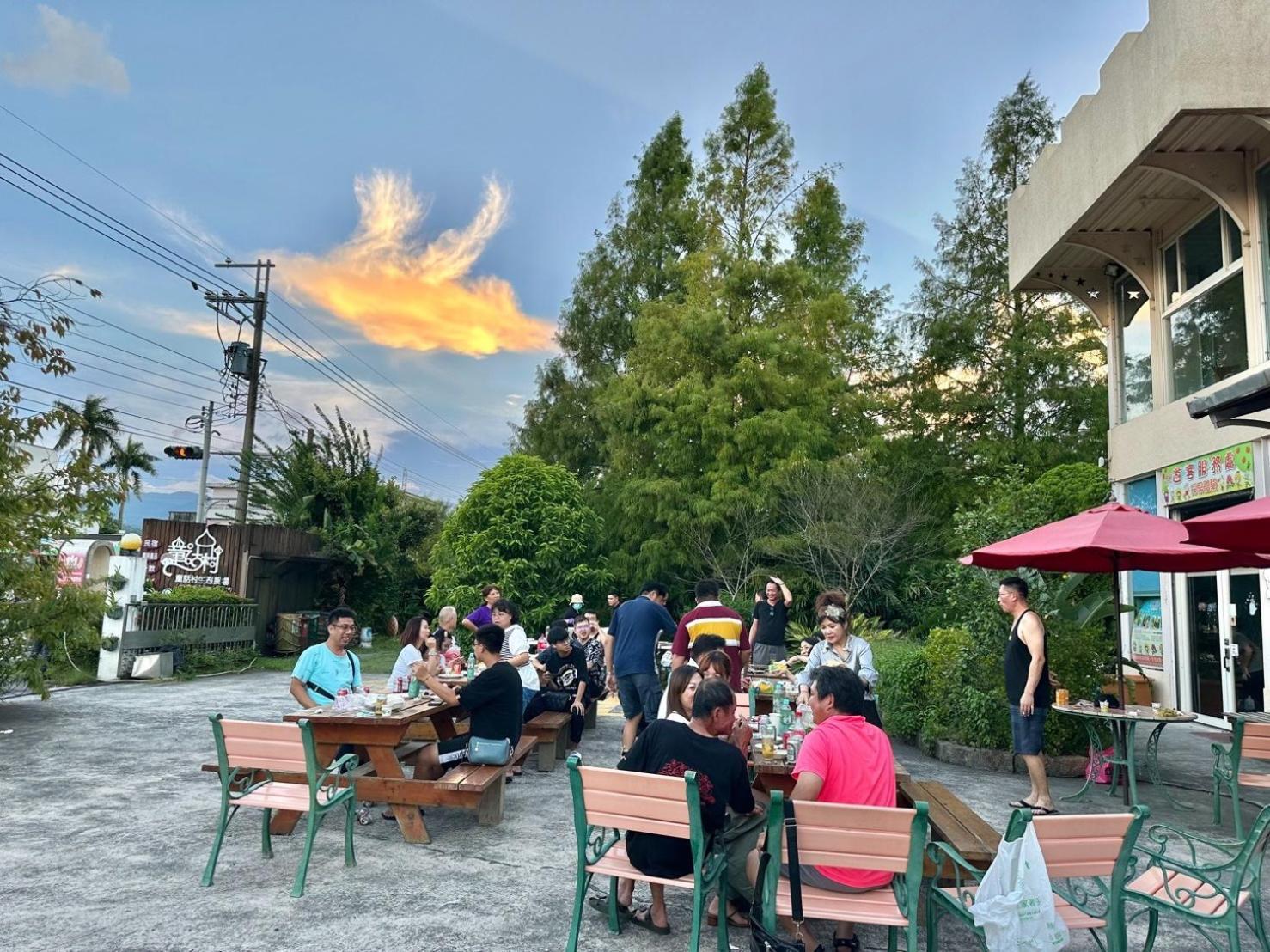 Fairy Story Village Farm B&B Dongshan  Exterior photo