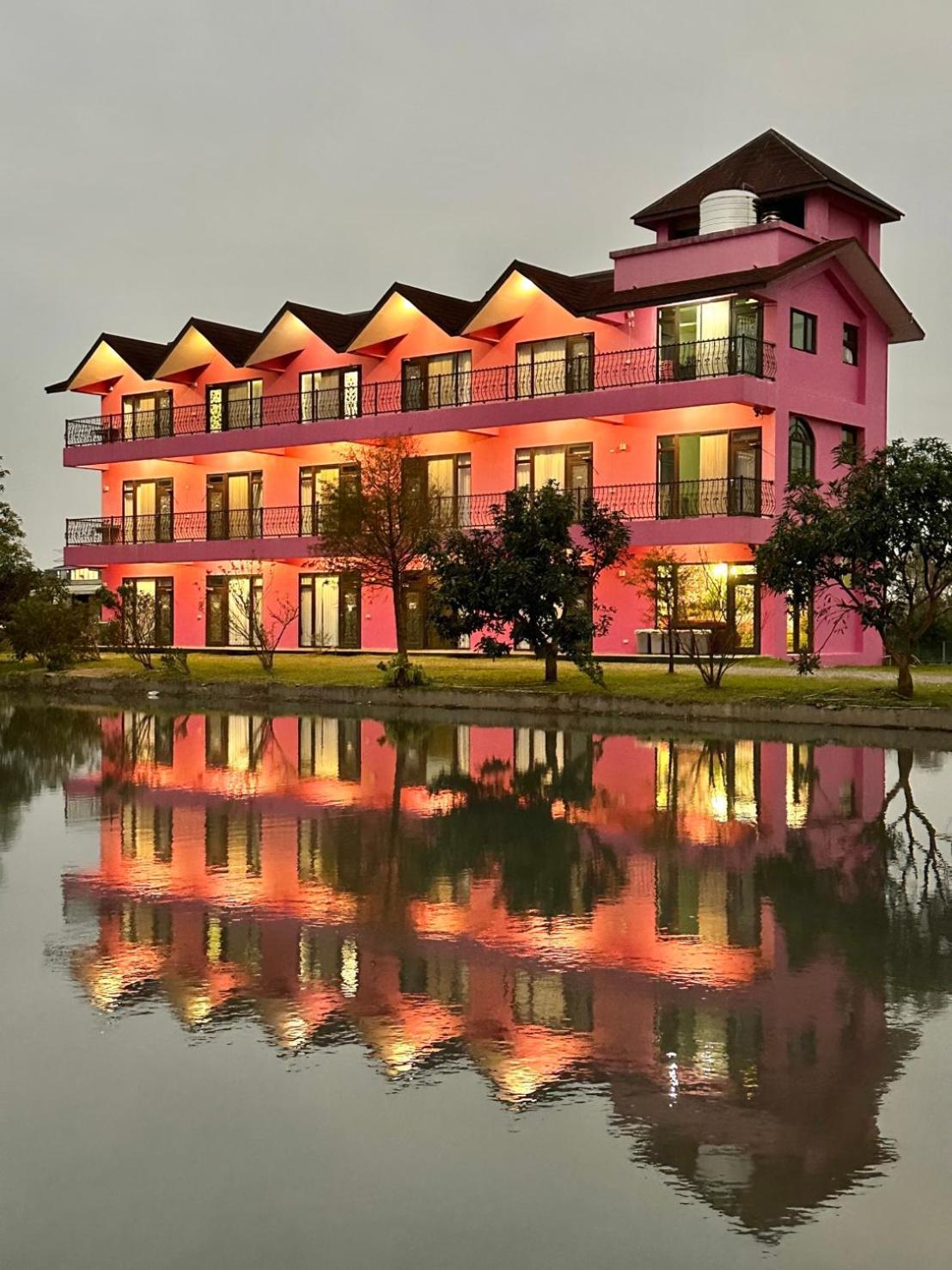 Fairy Story Village Farm B&B Dongshan  Exterior photo